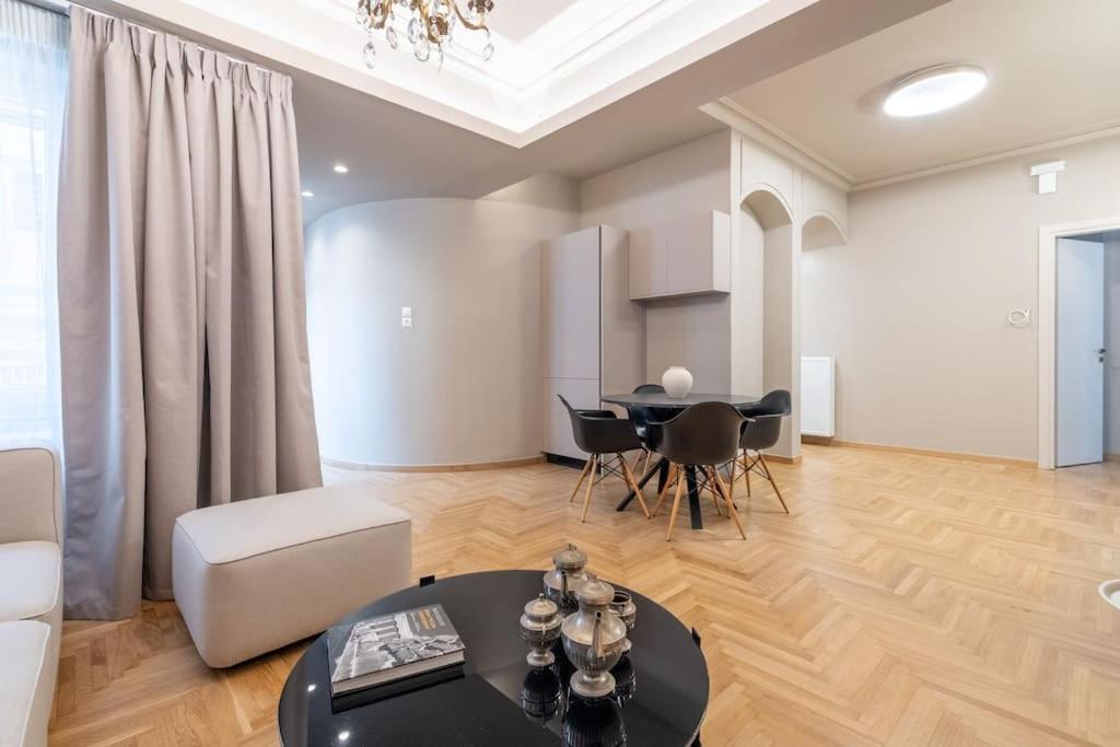 Urban Elegance In Kolonaki Διαμέρισμα Αθήνα Εξωτερικό φωτογραφία